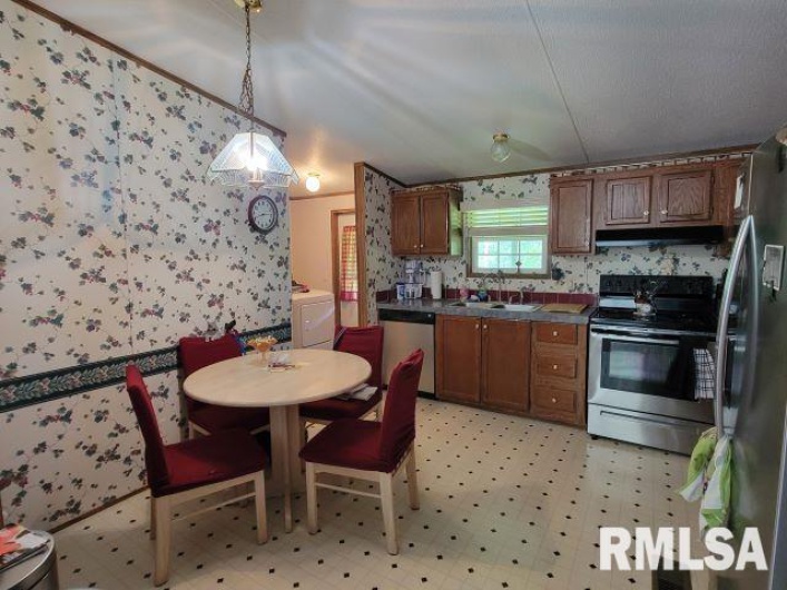 2035 Mount Hebron Road, Makanda, Illinois 62958, 3 Bedrooms Bedrooms, 0 ,2 BathroomsBathrooms,Residential,For Sale,Mount Hebron,0,RMAEB459014