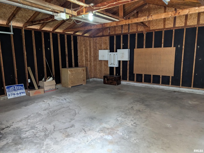 603 LOGAN Street, Marion, Illinois 62959, 3 Bedrooms Bedrooms, 0 ,1 BathroomBathrooms,Residential,For Sale,LOGAN,0,RMAQC4265788