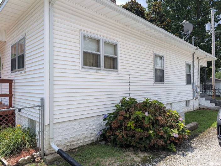 603 LOGAN Street, Marion, Illinois 62959, 3 Bedrooms Bedrooms, 0 ,1 BathroomBathrooms,Residential,For Sale,LOGAN,0,RMAQC4265788