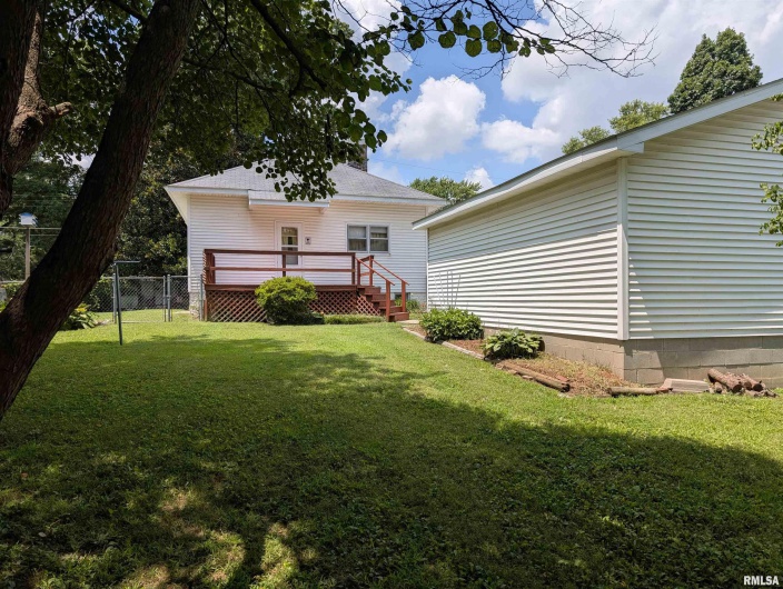 603 LOGAN Street, Marion, Illinois 62959, 3 Bedrooms Bedrooms, 0 ,1 BathroomBathrooms,Residential,For Sale,LOGAN,0,RMAQC4265788