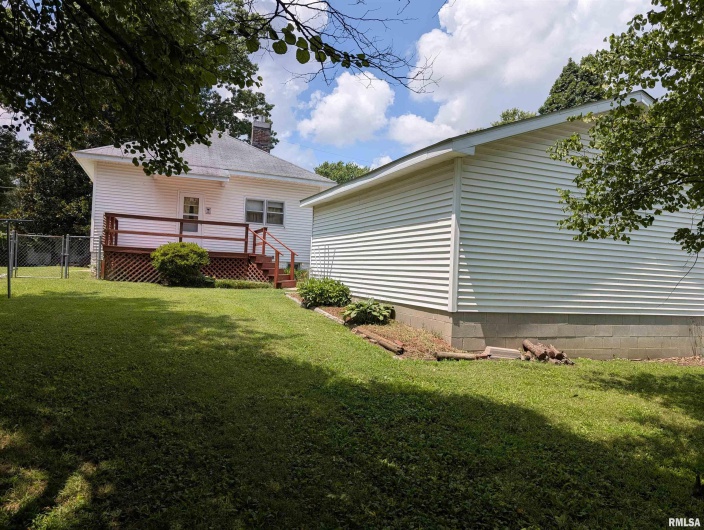 603 LOGAN Street, Marion, Illinois 62959, 3 Bedrooms Bedrooms, 0 ,1 BathroomBathrooms,Residential,For Sale,LOGAN,0,RMAQC4265788