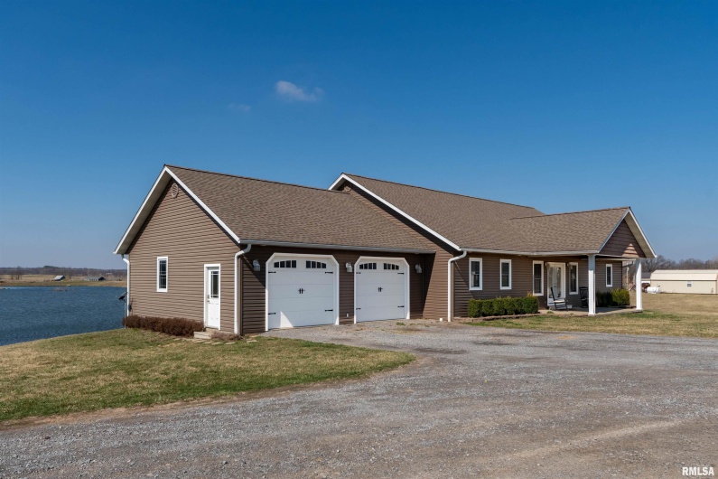 4747 PINTAIL Lane, Creal Springs, Illinois 62922, 3 Bedrooms Bedrooms, 0 ,2 BathroomsBathrooms,Residential,For Sale,PINTAIL,0,RMAQC4265790