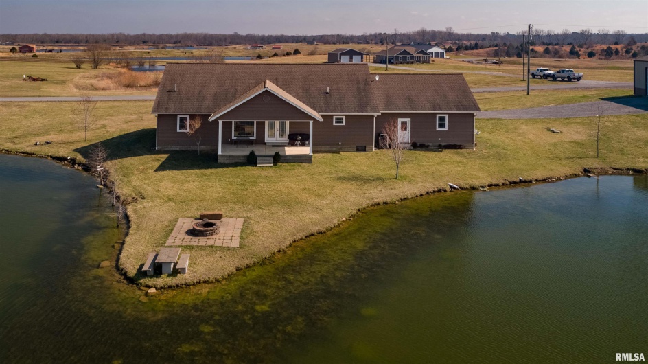 4747 PINTAIL Lane, Creal Springs, Illinois 62922, 3 Bedrooms Bedrooms, 0 ,2 BathroomsBathrooms,Residential,For Sale,PINTAIL,0,RMAQC4265790