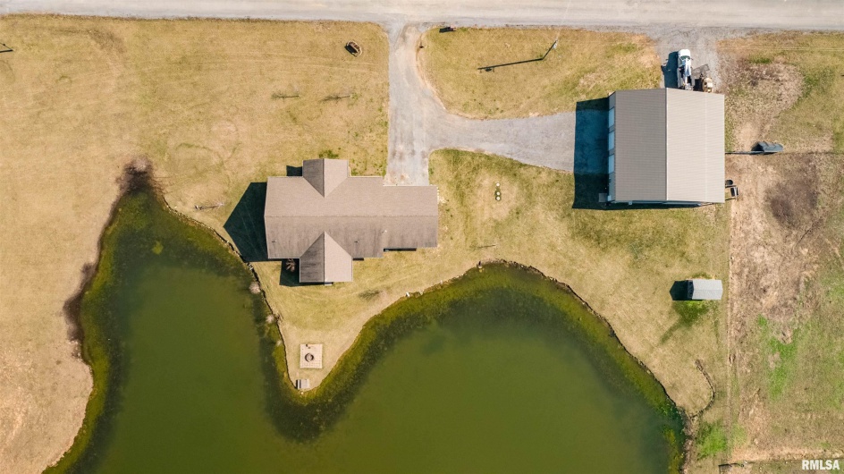 4747 PINTAIL Lane, Creal Springs, Illinois 62922, 3 Bedrooms Bedrooms, 0 ,2 BathroomsBathrooms,Residential,For Sale,PINTAIL,0,RMAQC4265790