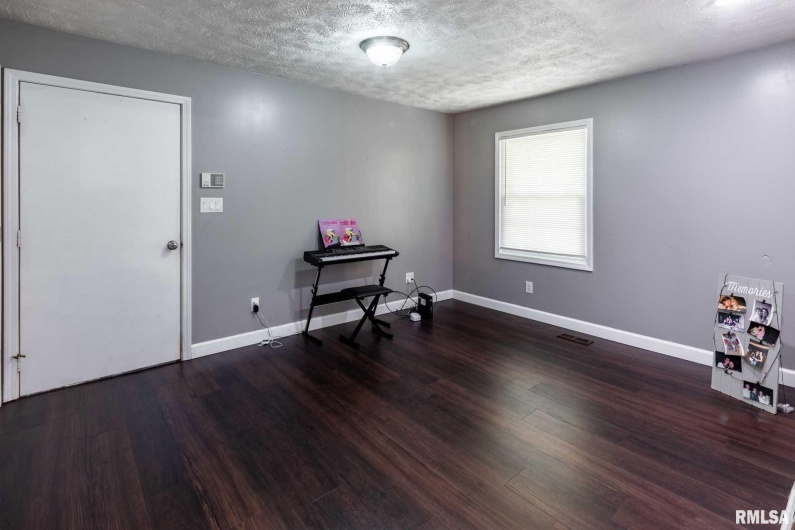 408 Clark Trail, Herrin, Illinois 62948, 3 Bedrooms Bedrooms, 0 ,2 BathroomsBathrooms,Residential,For Sale,Clark Trail,0,RMAQC4265794