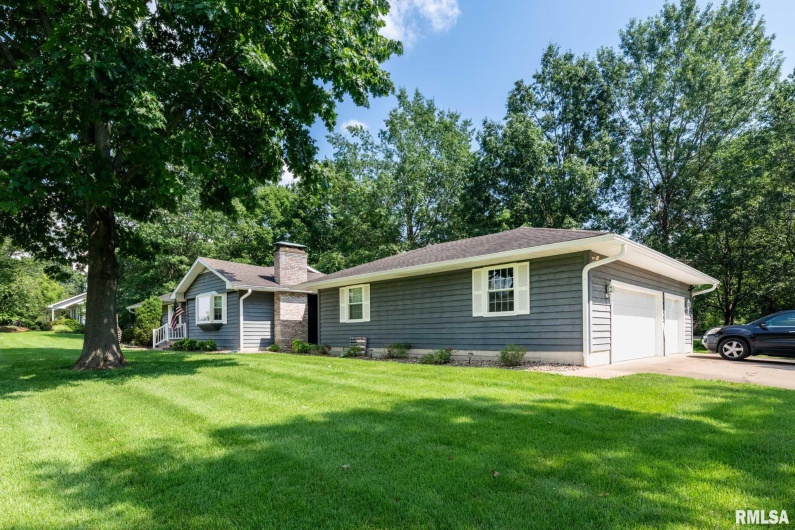 408 Clark Trail, Herrin, Illinois 62948, 3 Bedrooms Bedrooms, 0 ,2 BathroomsBathrooms,Residential,For Sale,Clark Trail,0,RMAQC4265794