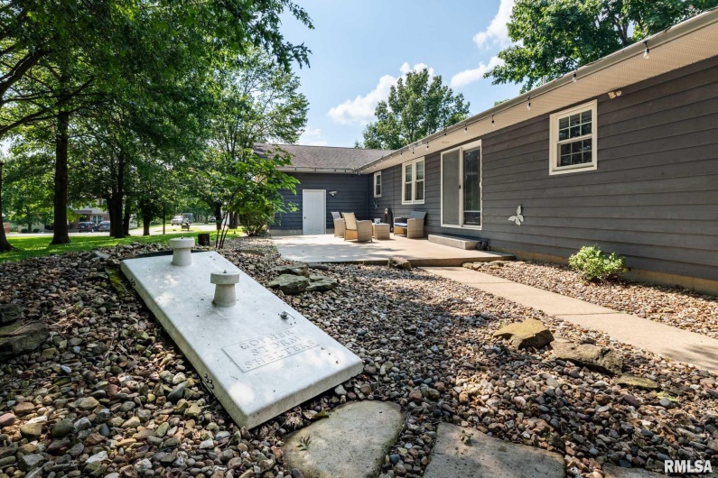 408 Clark Trail, Herrin, Illinois 62948, 3 Bedrooms Bedrooms, 0 ,2 BathroomsBathrooms,Residential,For Sale,Clark Trail,0,RMAQC4265794