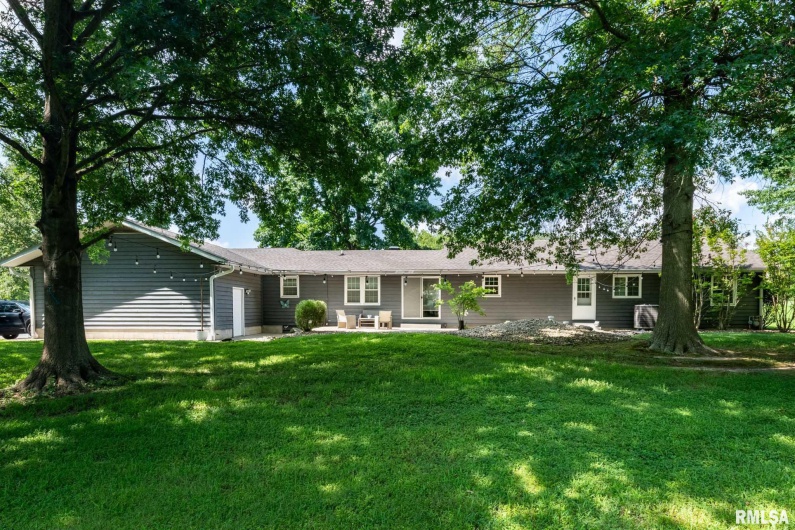 408 Clark Trail, Herrin, Illinois 62948, 3 Bedrooms Bedrooms, 0 ,2 BathroomsBathrooms,Residential,For Sale,Clark Trail,0,RMAQC4265794