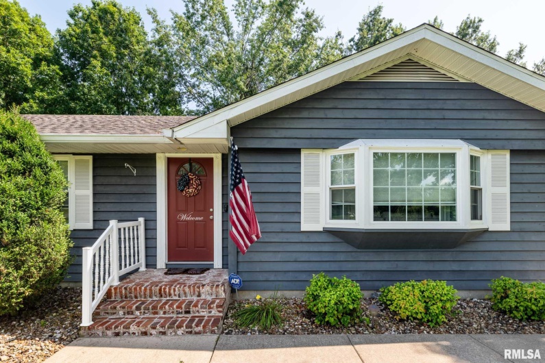 408 Clark Trail, Herrin, Illinois 62948, 3 Bedrooms Bedrooms, 0 ,2 BathroomsBathrooms,Residential,For Sale,Clark Trail,0,RMAQC4265794