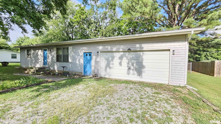 708 20TH Street, Herrin, Illinois 62948, 2 Bedrooms Bedrooms, 0 ,1 BathroomBathrooms,Residential,For Sale,20TH,0,RMAEB459030