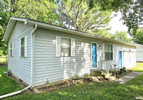 708 20TH Street, Herrin, Illinois 62948, 2 Bedrooms Bedrooms, 0 ,1 BathroomBathrooms,Residential,For Sale,20TH,0,RMAEB459030