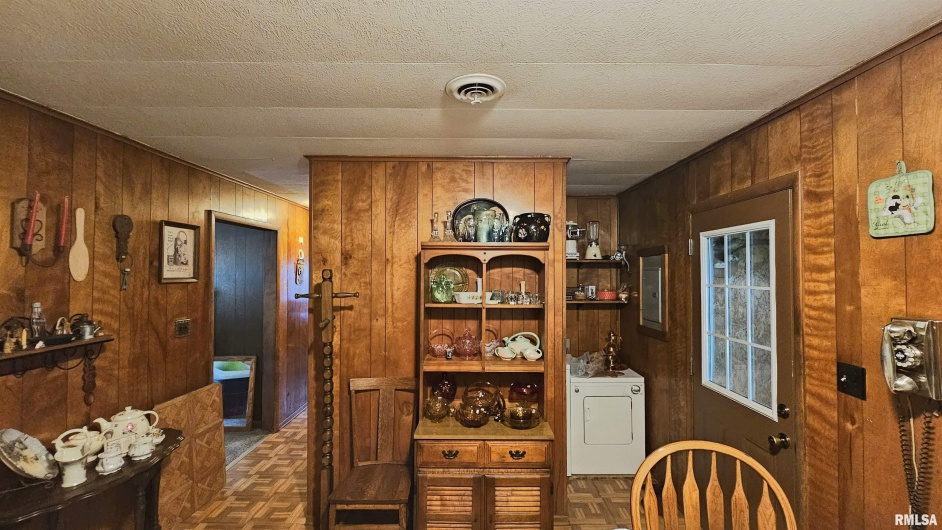 708 20TH Street, Herrin, Illinois 62948, 2 Bedrooms Bedrooms, 0 ,1 BathroomBathrooms,Residential,For Sale,20TH,0,RMAEB459030