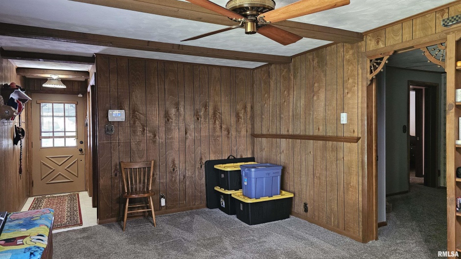 1210 PETERSON Avenue, Johnston City, Illinois 62951, 2 Bedrooms Bedrooms, 0 ,1 BathroomBathrooms,Residential,For Sale,PETERSON,0,RMAEB459033