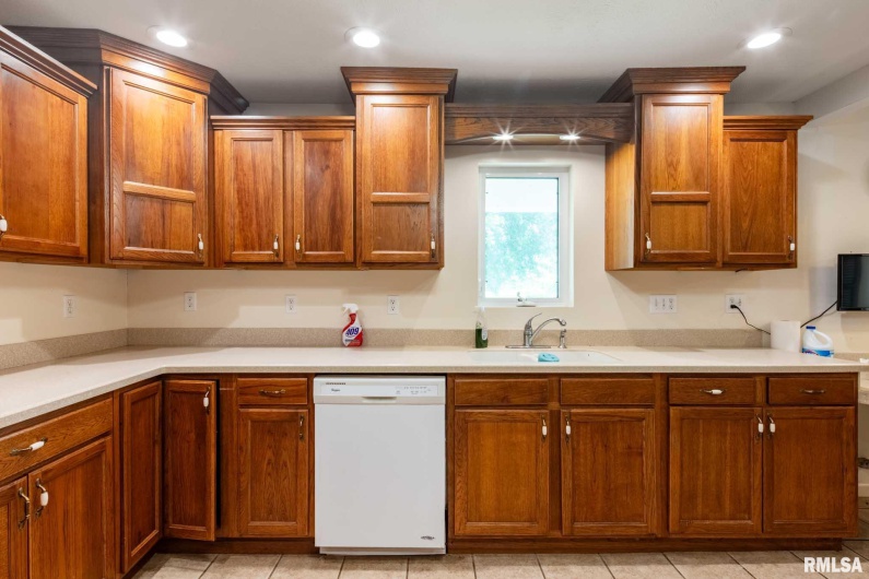 11029 Route 166, Marion, Illinois 62959, 2 Bedrooms Bedrooms, 0 ,1 BathroomBathrooms,Residential,For Sale,Route 166,0,RMAQC4265820
