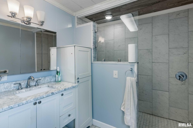 11029 Route 166, Marion, Illinois 62959, 2 Bedrooms Bedrooms, 0 ,1 BathroomBathrooms,Residential,For Sale,Route 166,0,RMAQC4265820