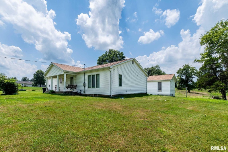 11029 Route 166, Marion, Illinois 62959, 2 Bedrooms Bedrooms, 0 ,1 BathroomBathrooms,Residential,For Sale,Route 166,0,RMAQC4265820