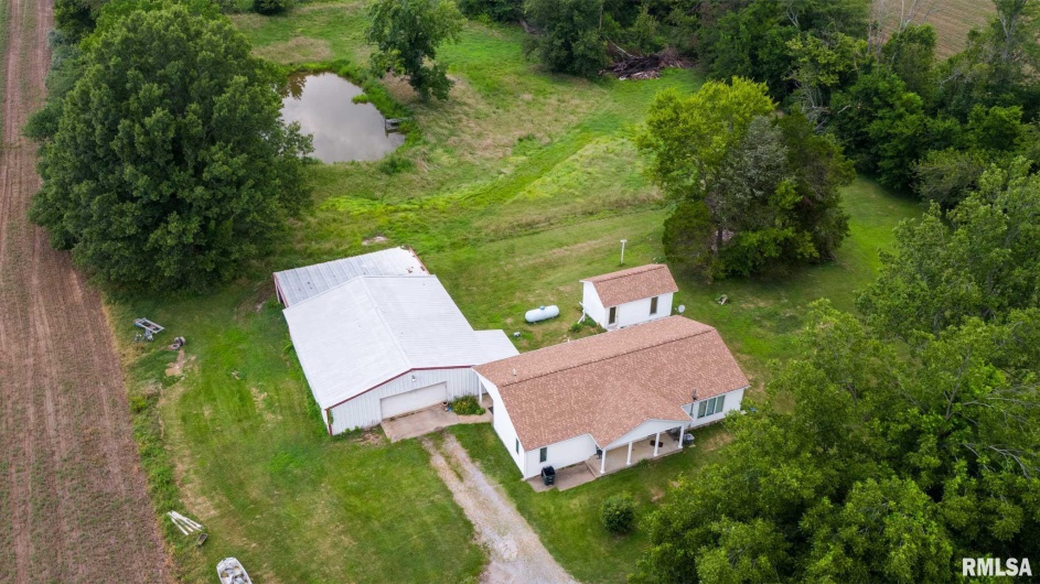 11029 Route 166, Marion, Illinois 62959, 2 Bedrooms Bedrooms, 0 ,1 BathroomBathrooms,Residential,For Sale,Route 166,0,RMAQC4265820