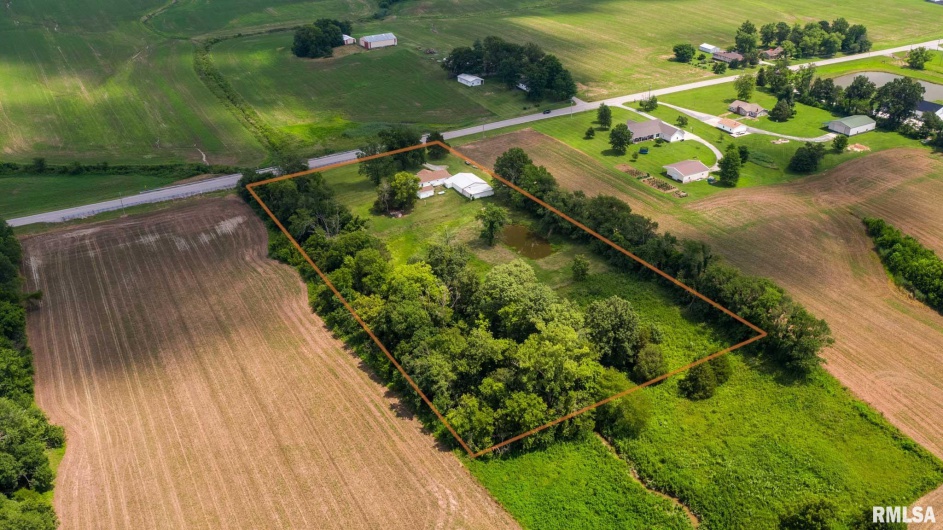 11029 Route 166, Marion, Illinois 62959, 2 Bedrooms Bedrooms, 0 ,1 BathroomBathrooms,Residential,For Sale,Route 166,0,RMAQC4265820