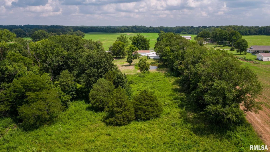 11029 Route 166, Marion, Illinois 62959, 2 Bedrooms Bedrooms, 0 ,1 BathroomBathrooms,Residential,For Sale,Route 166,0,RMAQC4265820