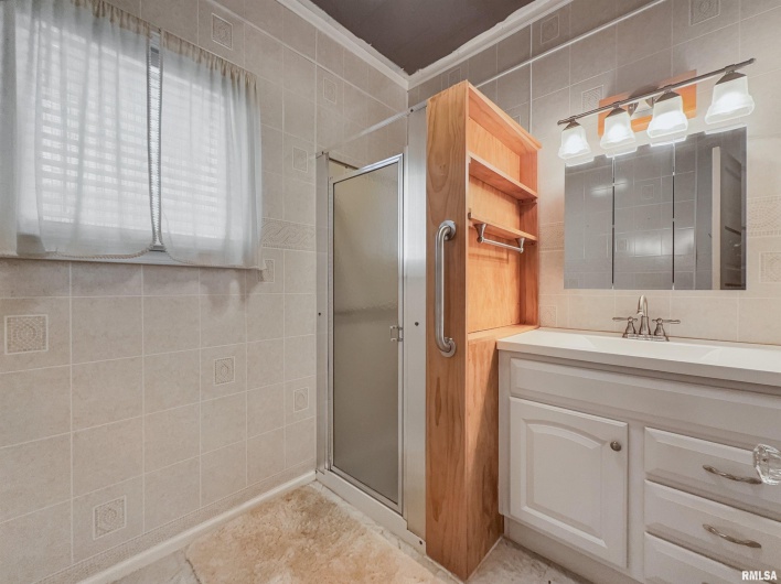 616 9TH Street, Herrin, Illinois 62948, 2 Bedrooms Bedrooms, 0 ,1 BathroomBathrooms,Residential,For Sale,9TH,0,RMAQC4265822