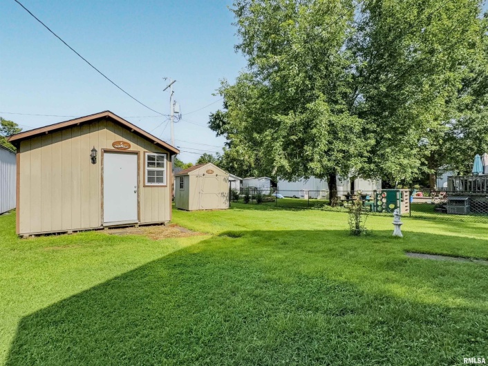 616 9TH Street, Herrin, Illinois 62948, 2 Bedrooms Bedrooms, 0 ,1 BathroomBathrooms,Residential,For Sale,9TH,0,RMAQC4265822