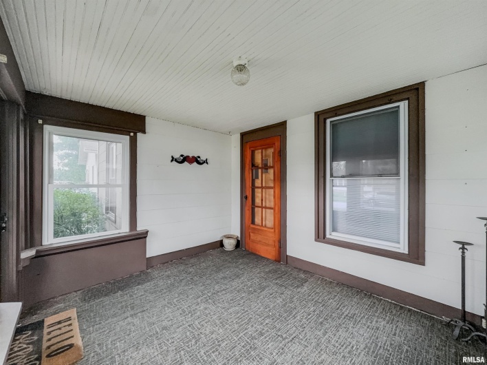 616 9TH Street, Herrin, Illinois 62948, 2 Bedrooms Bedrooms, 0 ,1 BathroomBathrooms,Residential,For Sale,9TH,0,RMAQC4265822