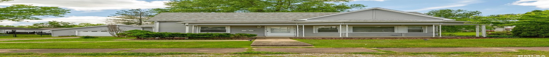 Residential For Sale 1104 Barham Avenue, Johnston City, Illinois 62951, 2 Bedrooms Bedrooms, 0 ,1 BathroomBathrooms,Residential,For Sale,Barham,0,RMAEB457863