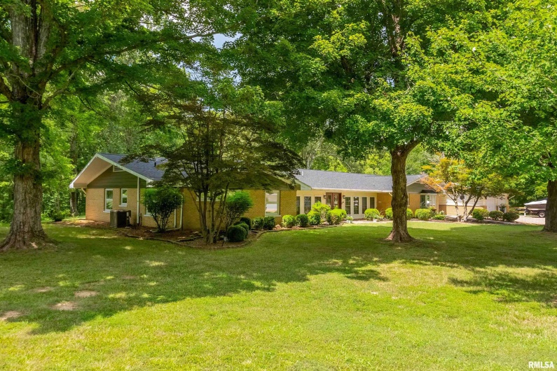 65 HIDDEN Trace, Carbondale, Illinois 62901, 4 Bedrooms Bedrooms, 0 ,3 BathroomsBathrooms,Residential,For Sale,HIDDEN,0,RMAQC4265848
