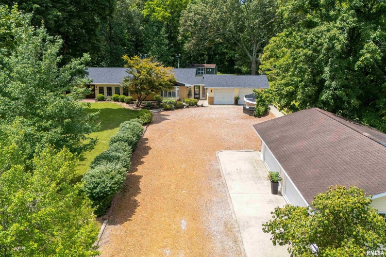 65 HIDDEN Trace, Carbondale, Illinois 62901, 4 Bedrooms Bedrooms, 0 ,3 BathroomsBathrooms,Residential,For Sale,HIDDEN,0,RMAQC4265848