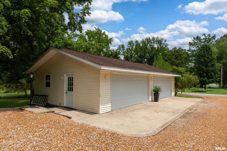65 HIDDEN Trace, Carbondale, Illinois 62901, 4 Bedrooms Bedrooms, 0 ,3 BathroomsBathrooms,Residential,For Sale,HIDDEN,0,RMAQC4265848
