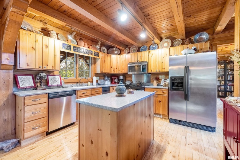 45 Poco Road, Brookport, Illinois 62910, 3 Bedrooms Bedrooms, 0 ,3 BathroomsBathrooms,Residential,For Sale,Poco,0,RMAEB455273