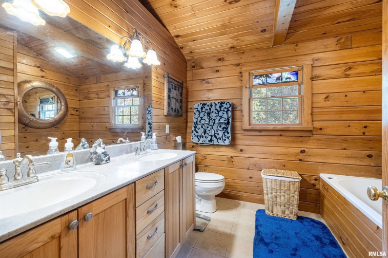 45 Poco Road, Brookport, Illinois 62910, 3 Bedrooms Bedrooms, 0 ,3 BathroomsBathrooms,Residential,For Sale,Poco,0,RMAEB455273