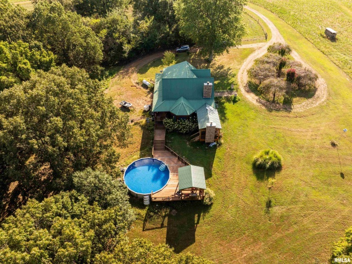 45 Poco Road, Brookport, Illinois 62910, 3 Bedrooms Bedrooms, 0 ,3 BathroomsBathrooms,Residential,For Sale,Poco,0,RMAEB455273