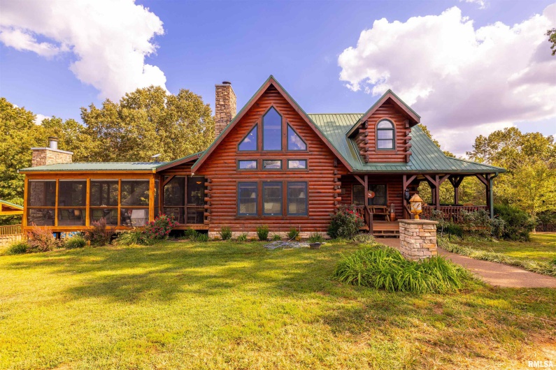 45 Poco Road, Brookport, Illinois 62910, 3 Bedrooms Bedrooms, 0 ,3 BathroomsBathrooms,Residential,For Sale,Poco,0,RMAEB455273