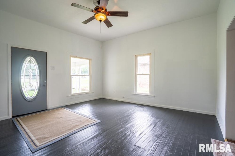 701 CHERRY Street, Herrin, Illinois 62948, 3 Bedrooms Bedrooms, 0 ,2 BathroomsBathrooms,Residential,For Sale,CHERRY,0,RMAQC4265889