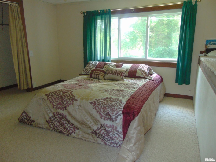 45 Gibbons Lane, Harrisburg, Illinois 62946, 4 Bedrooms Bedrooms, 0 ,3 BathroomsBathrooms,Residential,For Sale,Gibbons,0,RMAQC4265864