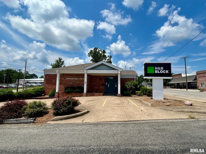 201 BROADWAY Boulevard, Johnston City, Illinois 62951, 0 , 0 ,0,Commercial Sale,For Sale,BROADWAY,0,RMAEB459065