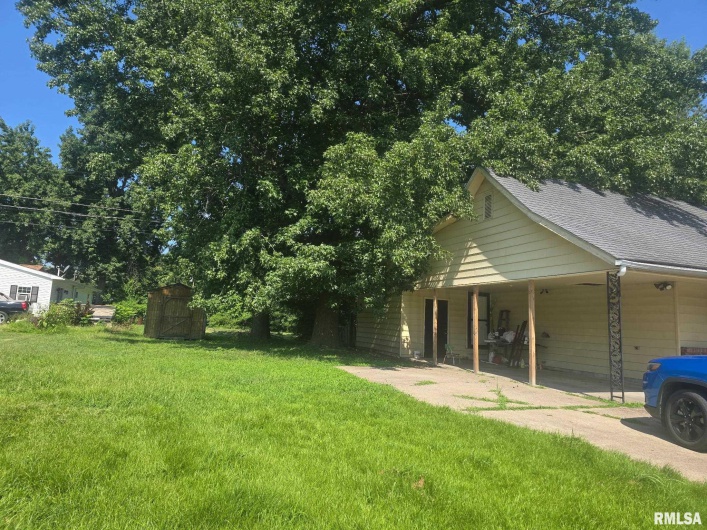 419 21ST Street, Herrin, Illinois 62948, 3 Bedrooms Bedrooms, 0 ,2 BathroomsBathrooms,Residential,For Sale,21ST,0,RMAEB459067