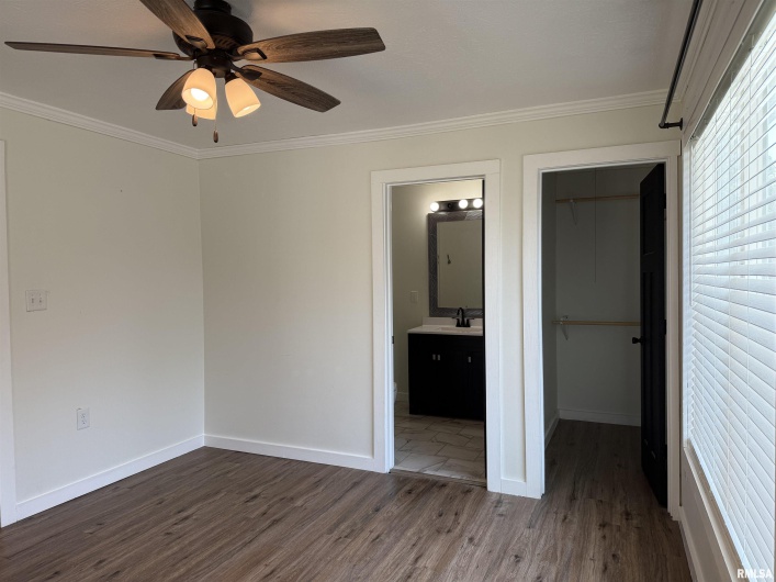 504 ALLEN Avenue, Marion, Illinois 62959, 3 Bedrooms Bedrooms, 0 ,2 BathroomsBathrooms,Residential,For Sale,ALLEN,0,RMAEB459070