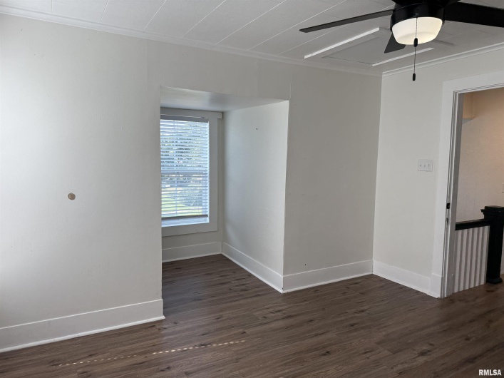 504 ALLEN Avenue, Marion, Illinois 62959, 3 Bedrooms Bedrooms, 0 ,2 BathroomsBathrooms,Residential,For Sale,ALLEN,0,RMAEB459070