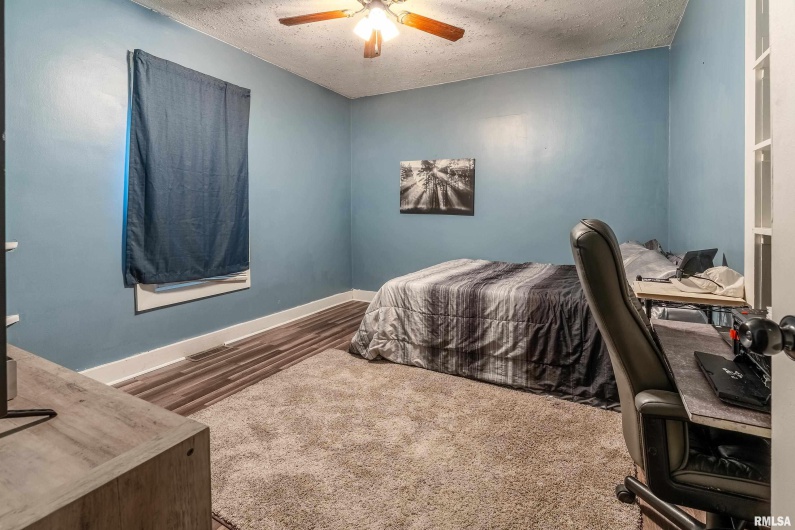 2124 CLARKE Street, Murphysboro, Illinois 62966, 3 Bedrooms Bedrooms, 0 ,1 BathroomBathrooms,Residential,For Sale,CLARKE,0,RMAEB459071