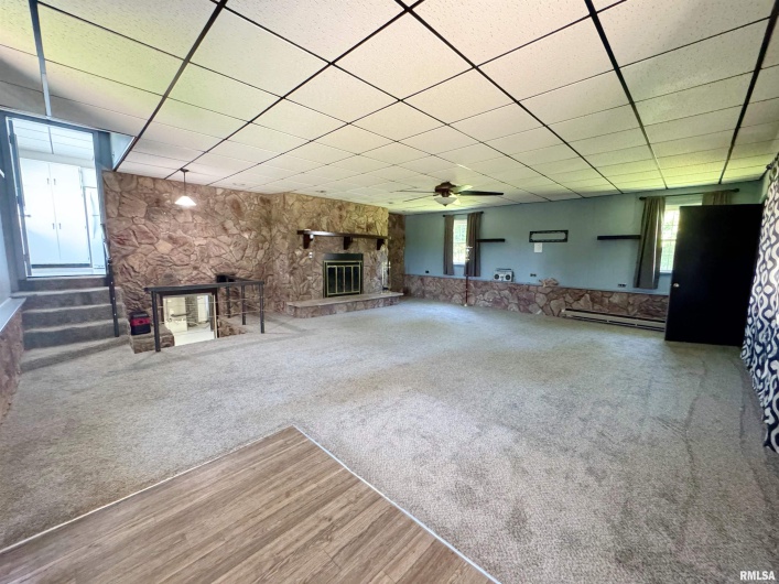 16488 Route 37 Route, Johnston City, Illinois 62951, 2 Bedrooms Bedrooms, 0 ,4 BathroomsBathrooms,Residential,For Sale,Route 37,0,RMAQC4265900