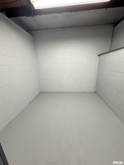 16488 Route 37 Route, Johnston City, Illinois 62951, 2 Bedrooms Bedrooms, 0 ,4 BathroomsBathrooms,Residential,For Sale,Route 37,0,RMAQC4265900