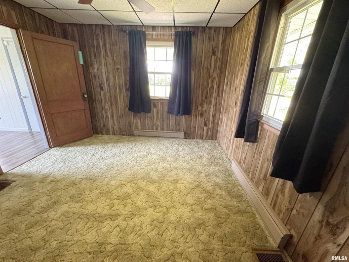 16488 Route 37 Route, Johnston City, Illinois 62951, 2 Bedrooms Bedrooms, 0 ,4 BathroomsBathrooms,Residential,For Sale,Route 37,0,RMAQC4265900