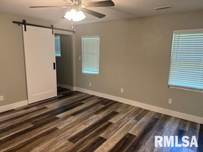 503 ALEXANDER Street, Energy, Illinois 62933, 3 Bedrooms Bedrooms, 0 ,2 BathroomsBathrooms,Residential,For Sale,ALEXANDER,0,RMAEB459072