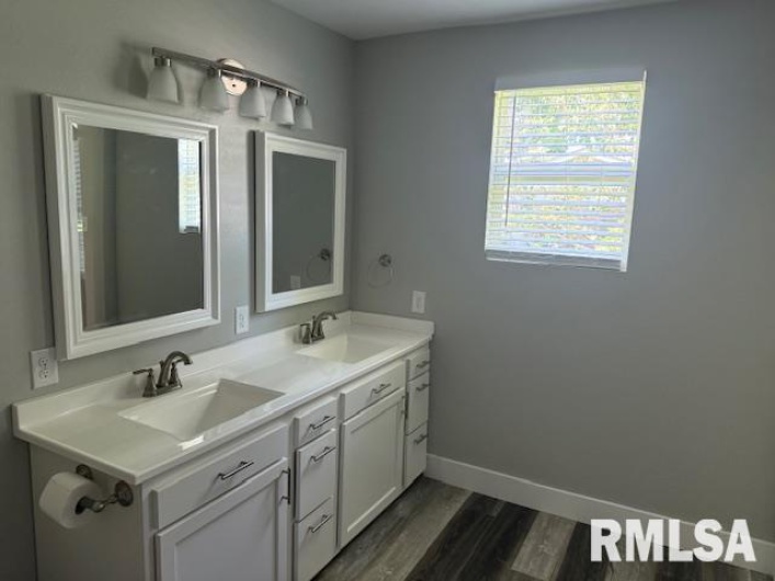 503 ALEXANDER Street, Energy, Illinois 62933, 3 Bedrooms Bedrooms, 0 ,2 BathroomsBathrooms,Residential,For Sale,ALEXANDER,0,RMAEB459072