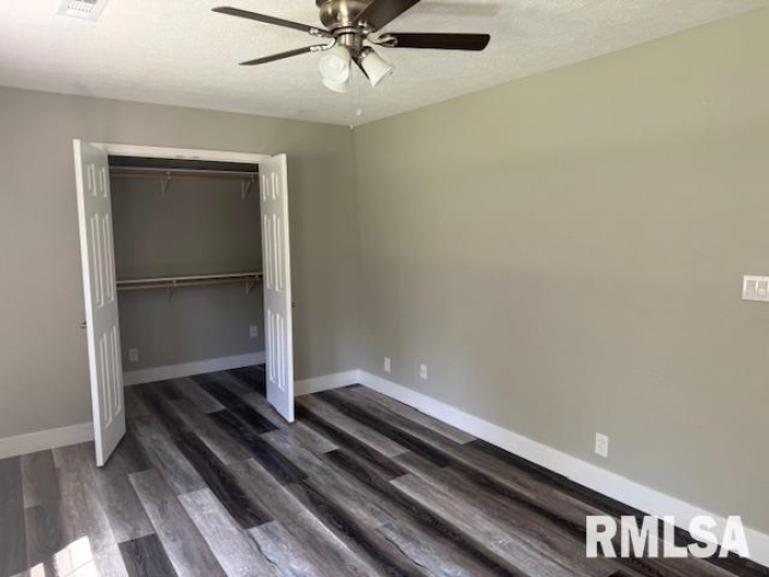 503 ALEXANDER Street, Energy, Illinois 62933, 3 Bedrooms Bedrooms, 0 ,2 BathroomsBathrooms,Residential,For Sale,ALEXANDER,0,RMAEB459072