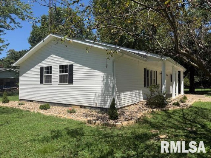 503 ALEXANDER Street, Energy, Illinois 62933, 3 Bedrooms Bedrooms, 0 ,2 BathroomsBathrooms,Residential,For Sale,ALEXANDER,0,RMAEB459072