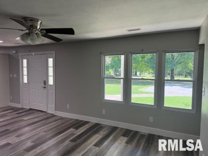 503 ALEXANDER Street, Energy, Illinois 62933, 3 Bedrooms Bedrooms, 0 ,2 BathroomsBathrooms,Residential,For Sale,ALEXANDER,0,RMAEB459072