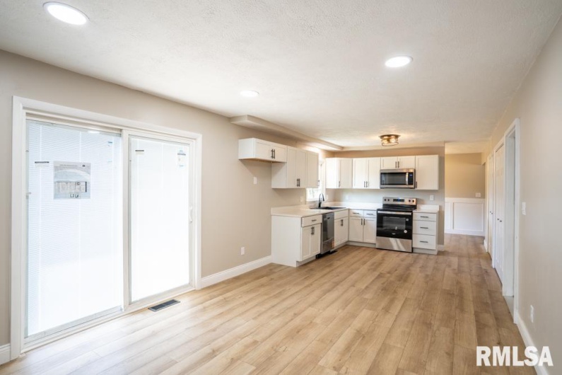 865 Stardust Drive, Herrin, Illinois 62948, 3 Bedrooms Bedrooms, 0 ,2 BathroomsBathrooms,Residential,For Sale,Stardust,0,RMAQC4265907